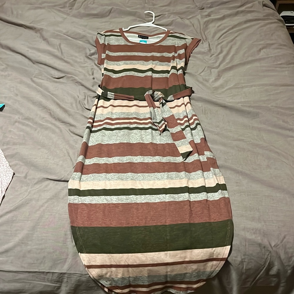Bobeau Dress. Size Medium. Brand New with tags